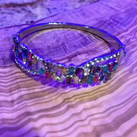 Bracelet, Multi Colored Stone Silver Bracelet, Opens on the side, 3” - Picture 2 of 7